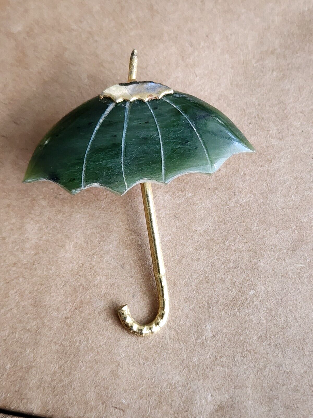 Vtg 1966 Designer Swoboda Brooch Pin Jade Grade A Green Carved Umbrella Gold Pl