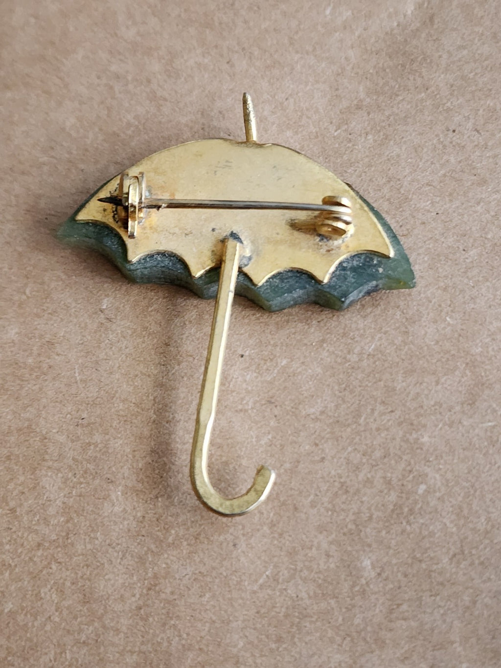 Vtg 1966 Designer Swoboda Brooch Pin Jade Grade A Green Carved Umbrella Gold Pl