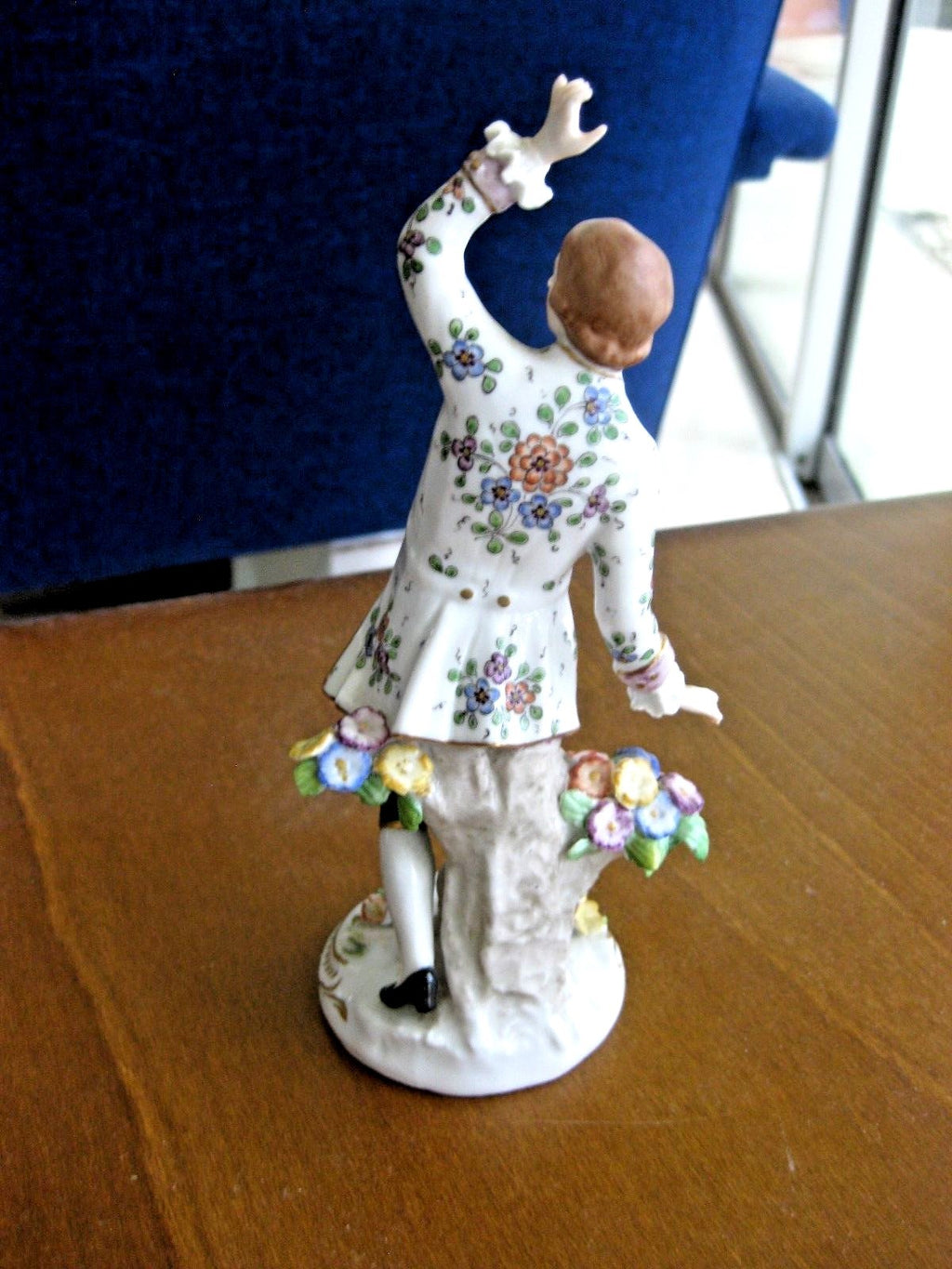 Antique Royal Vienna Porcelain Figurine Man Waving 7 1/4"