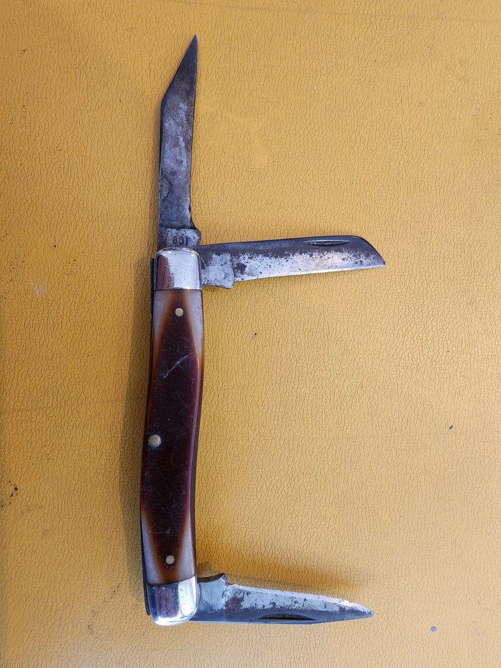 OLD TIMER Schrade 3 Blade Pocket Knife 80T Blade Made In The USA