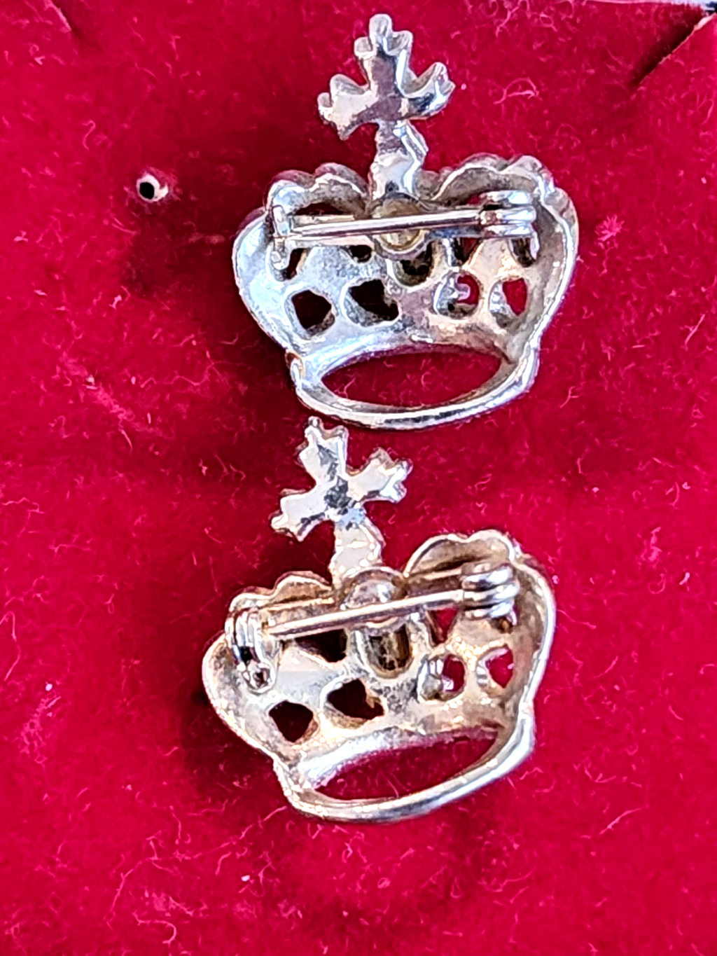 Vintage Pair Rafaelian Royal Crown Brooch Pins Jewelry Jelly Mint