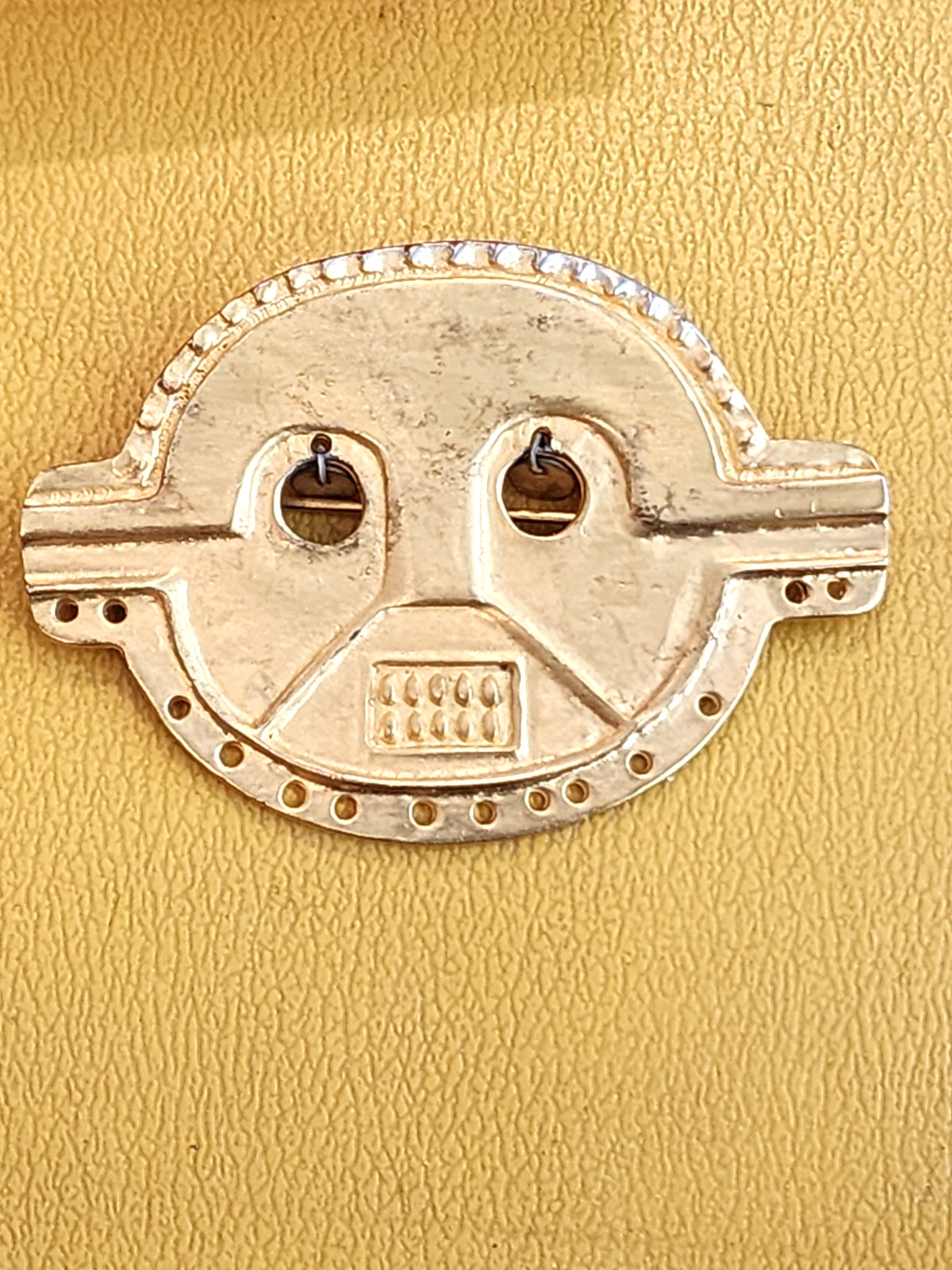 Museum of Modern Art MOMA Brooch Pin Gold Mask Face 1994 Tribal Ethnic Primitive