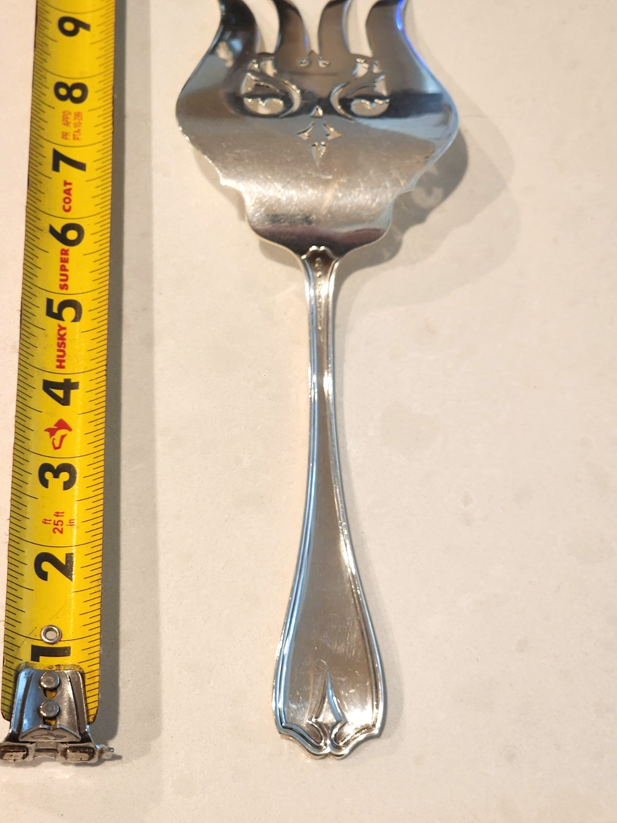 Hepplewhite by Reed and Barton Sterling Silver Fish Serving Fork Pierced Fancy