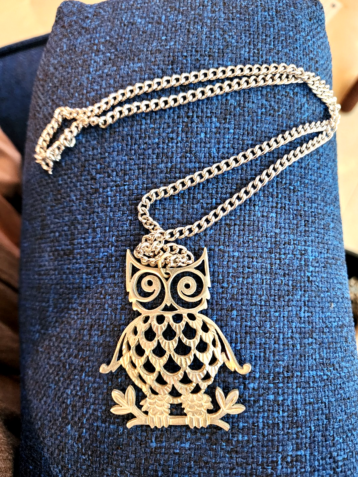 Vintage Reed & Barton OWL and Chain. Pewter - Comes with original box