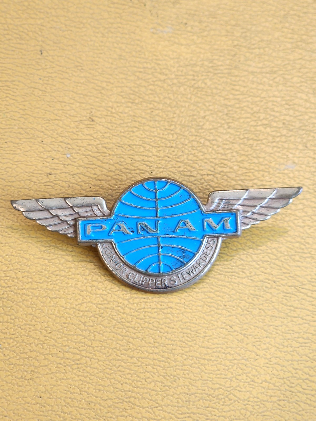 Vtg Pan Am Airlines Jr Clipper Stewardess Flight Attendant Metal Wings Pin Badge