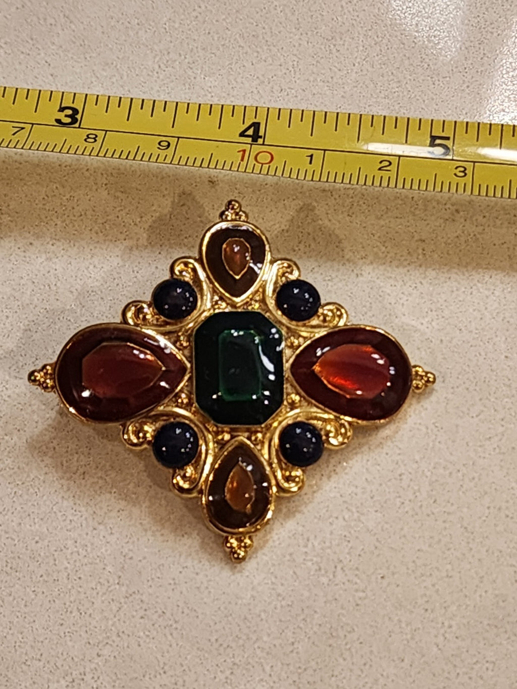 Jay Strongwater Gold Tone Scarf Brooch Pendant, Holiday Christmas Festive