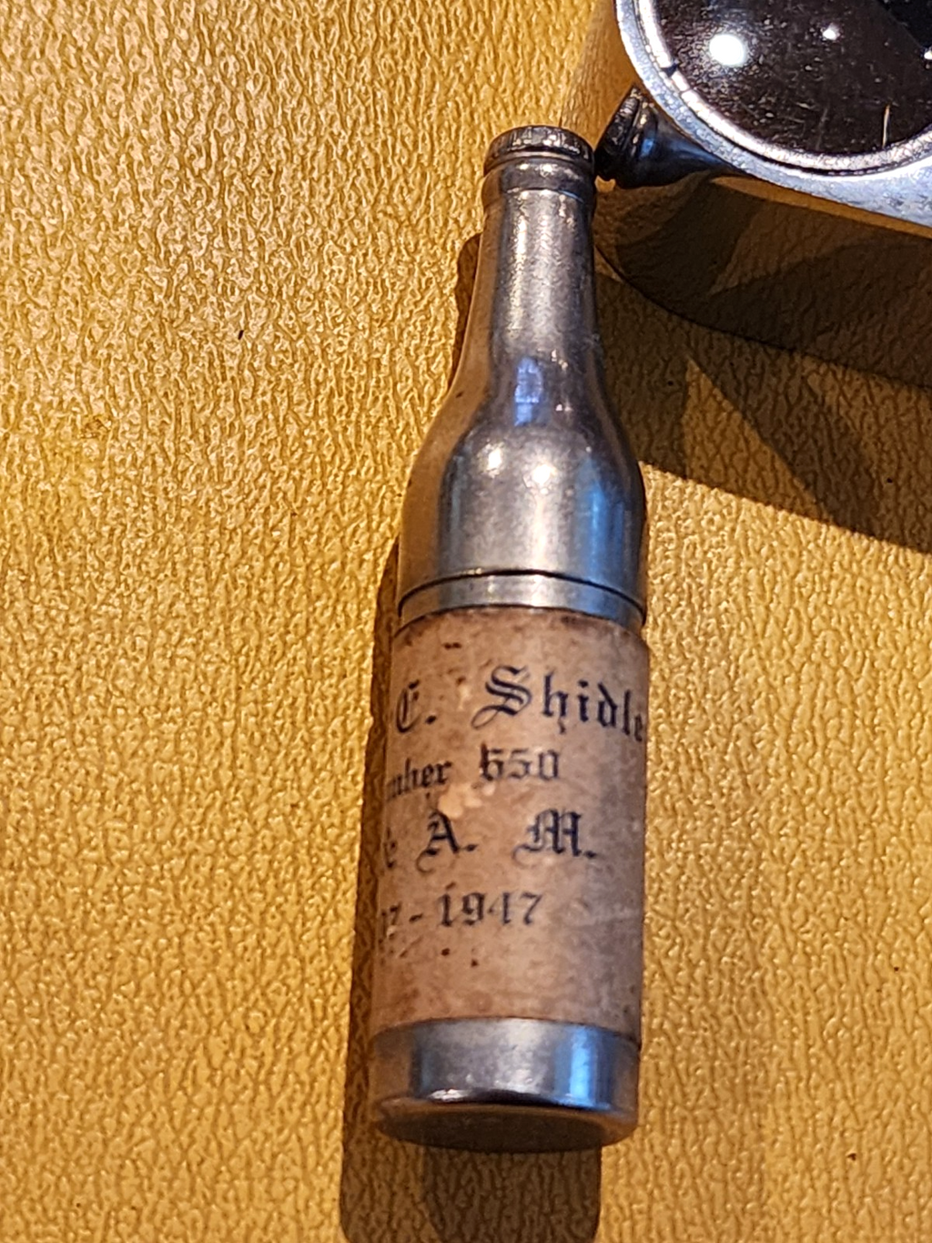 Gater C Shidle Bottle Cigarette Lighter Original