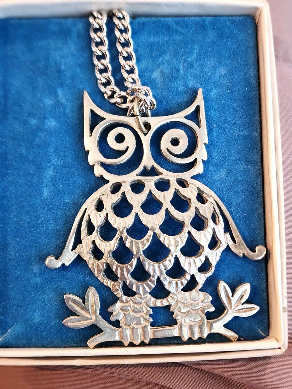 Vintage Reed & Barton OWL and Chain. Pewter - Comes with original box