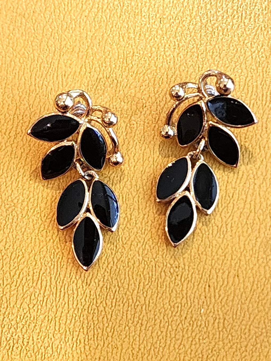 Vintage TRIFARI Black Enamel Gold Tone Pierced Earrings Black & Gold
