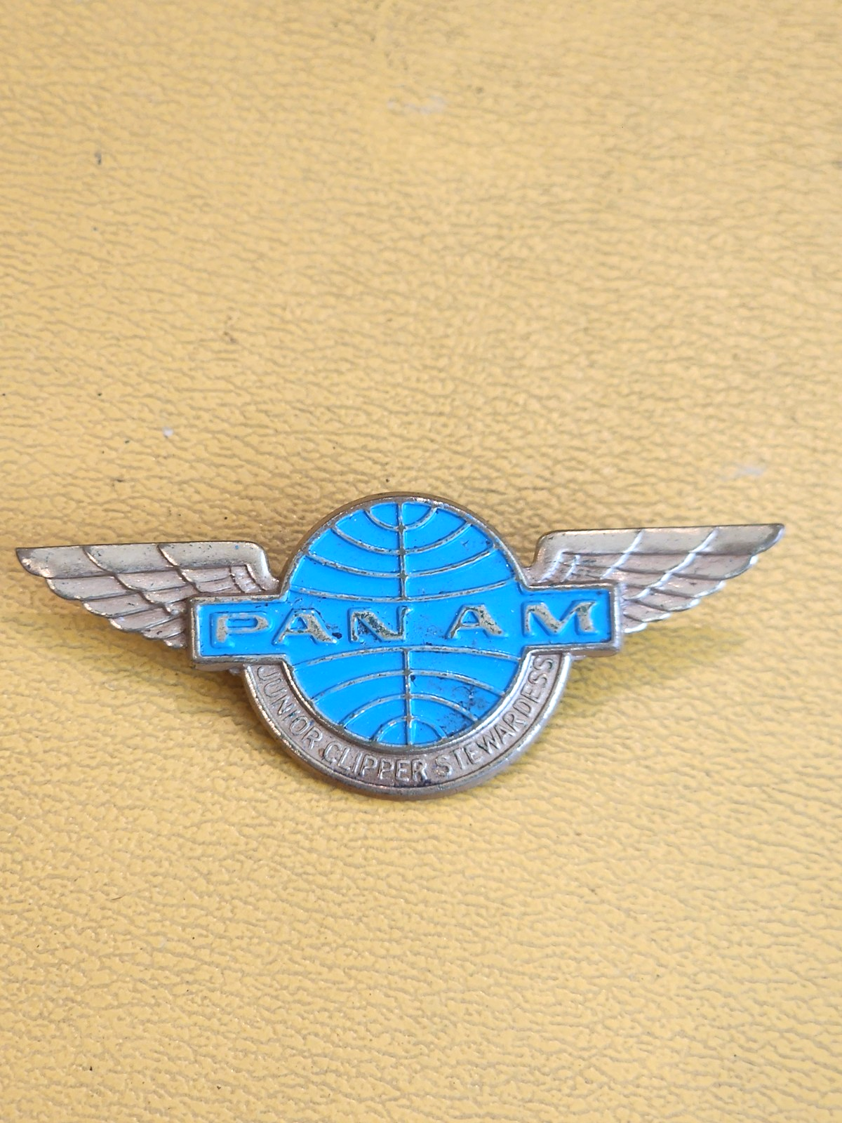 Vtg Pan Am Airlines Jr Clipper Stewardess Flight Attendant Metal Wings Pin Badge